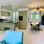 Holiday home Renove, Campagne Au Calme A 2,4km De La Mer, Kids Friendly Jullouville-les-Pins