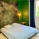 Holiday home Renove, Campagne Au Calme A 2,4km De La Mer, Kids Friendly