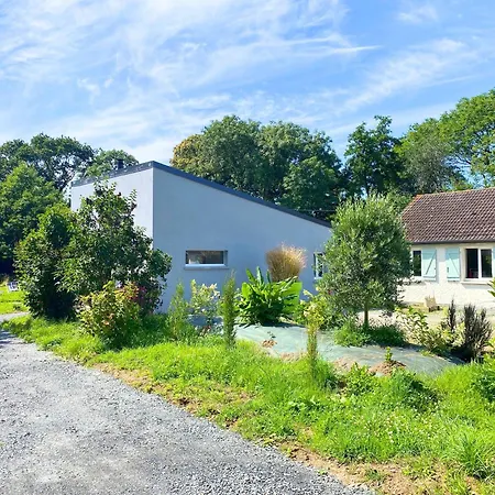 Casa de Férias Maison Au Calme A 2,4km De La Mer, Kids Friendly
