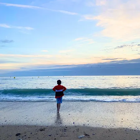 Maison Au Calme A 2,4km De La Mer, Kids Friendly Casa de Férias Jullouville-les-Pins